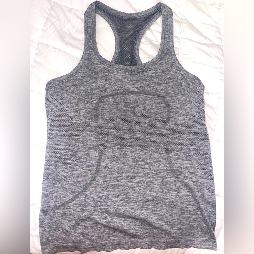Lululemon size 8 tank top